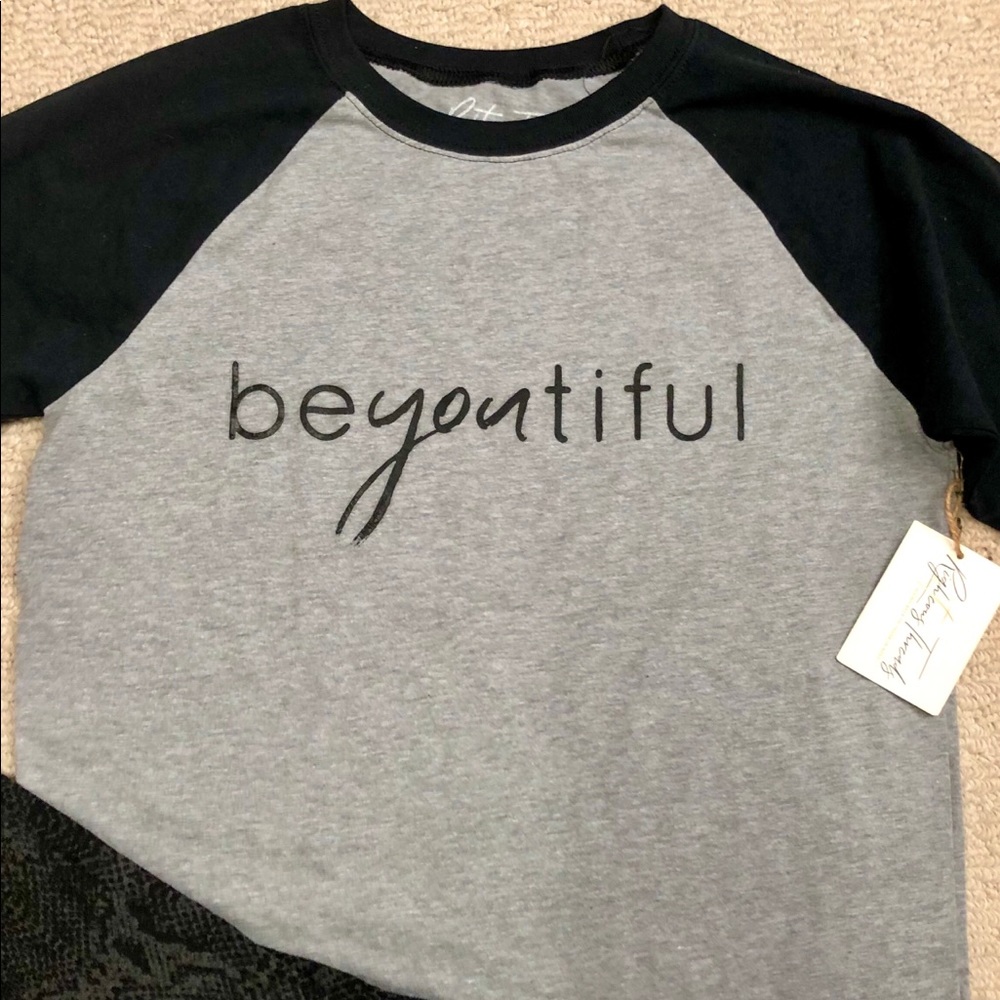 BeYOUtiful youth large grey baseball tee NWT